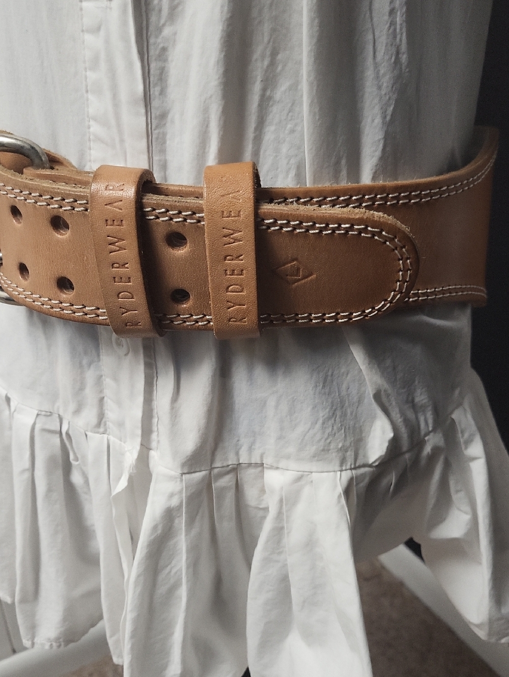 Ryderwear Tan Leather Weightlifting Belt with Double-Prong Buckle - Picture 3 of 11